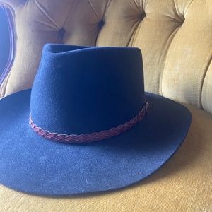 Akubra Black Hat